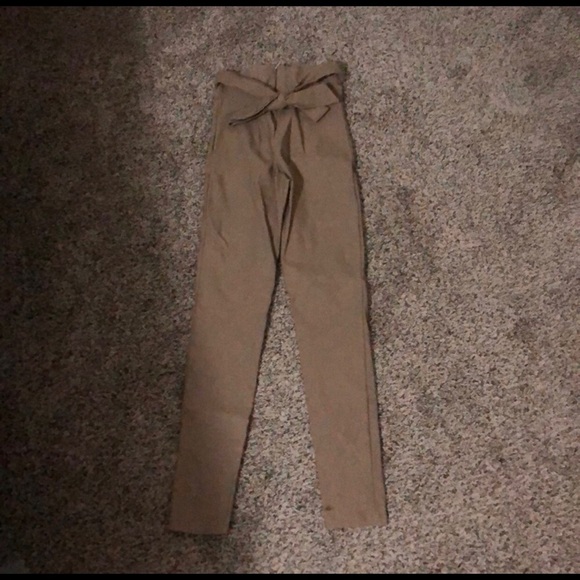 PrettyLittleThing stretch khaki - Picture 4 of 4